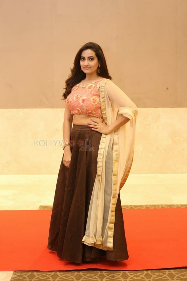 Actress Manjusha At Kavacham Trailer Launch Photos