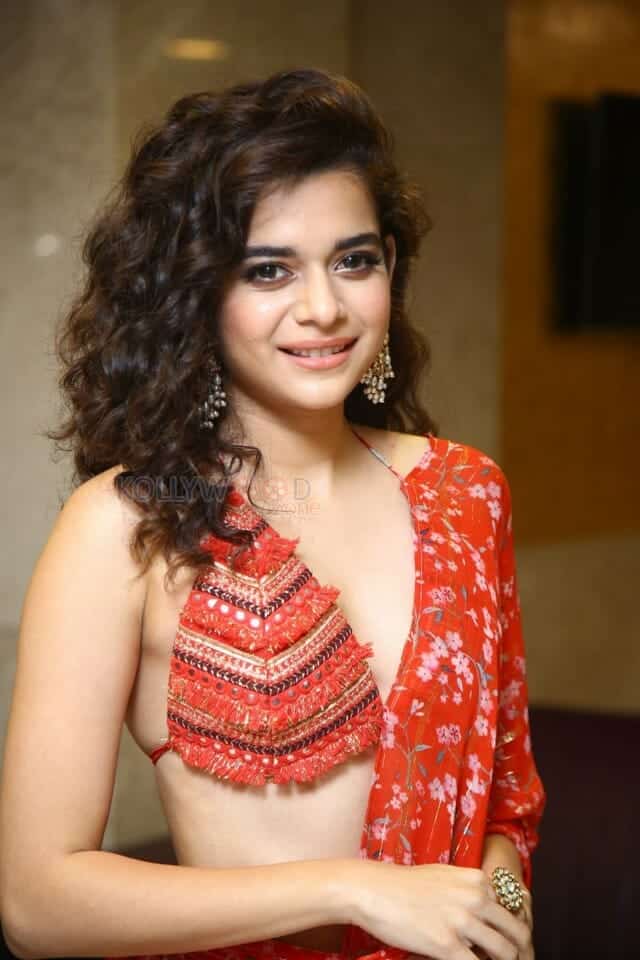 Actress Mithila Palkar at Ori Devuda Pre Release Photos 15