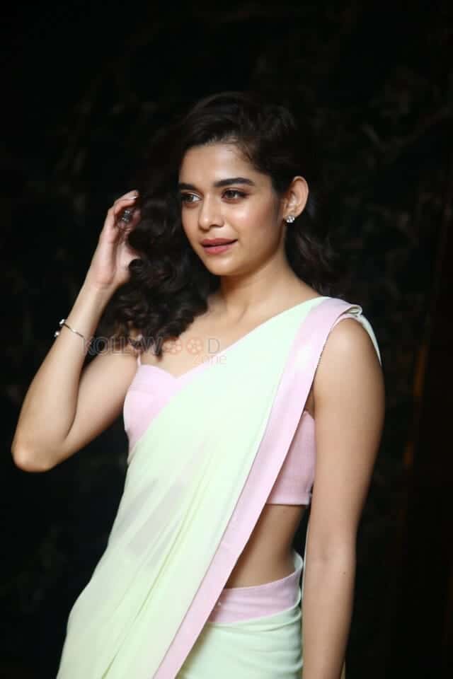 Actress Mithila Palkar at Ori Devuda Trailer Launch Photos 14