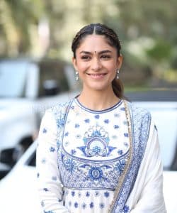 Mrunal Thakur