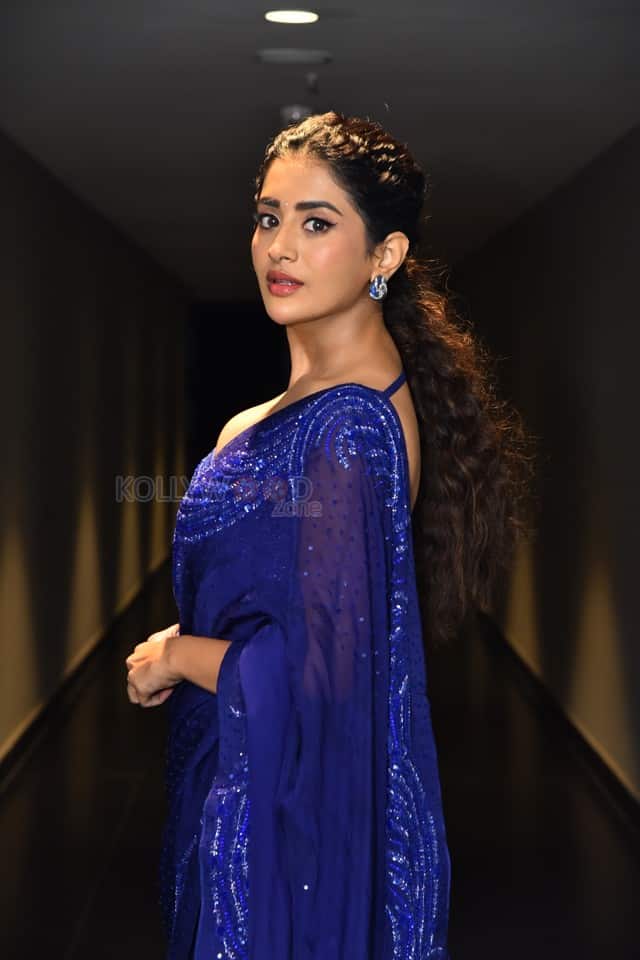 Actress Rashi Singh at 3 Roses Season 2 Pre Release Event Stills 21