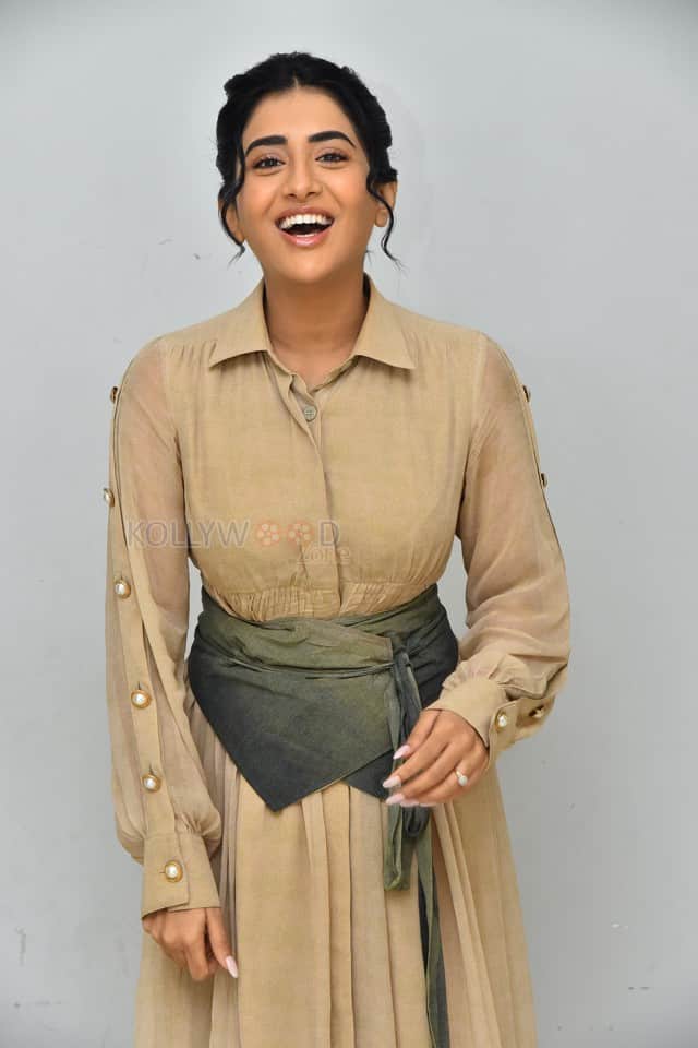 Actress Rashi Singh at PanchMinar Movie Success Meet Photos 04