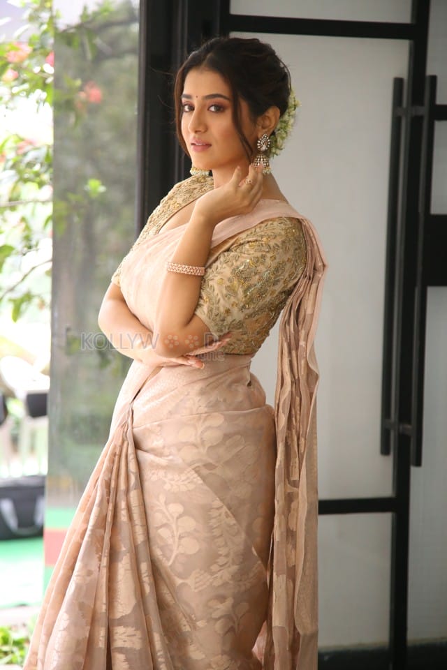 Actress Rashi Singh at Raj Tharun New Movie Launch Photos 48