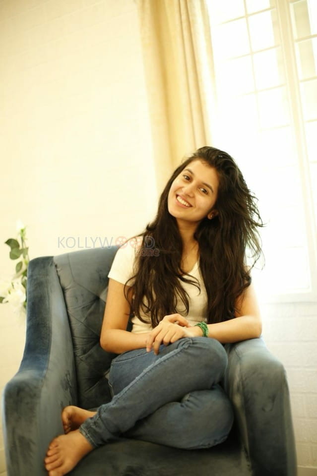 Actress Sanjana Photoshoot Pictures