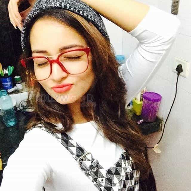 Actress Shanvi Srivastava Candid Photos