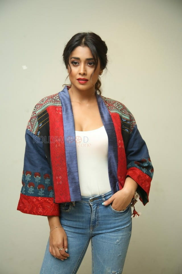 Actress Shriya Saran At Raja Vaaru Rani Gaaru Movie Poster Launch Press Meet Photos