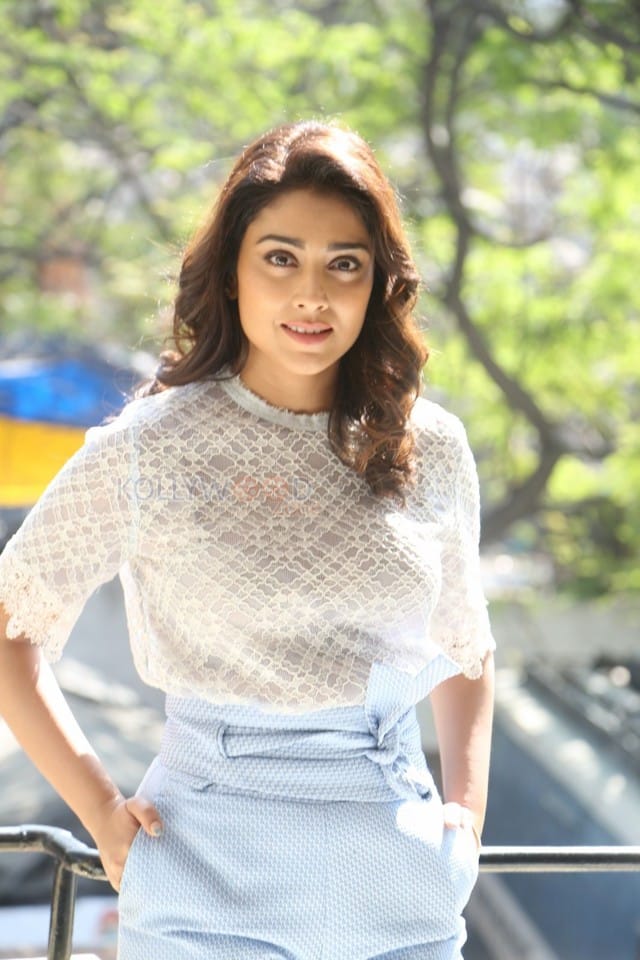 Actress Shriya Saran Interview Pictures