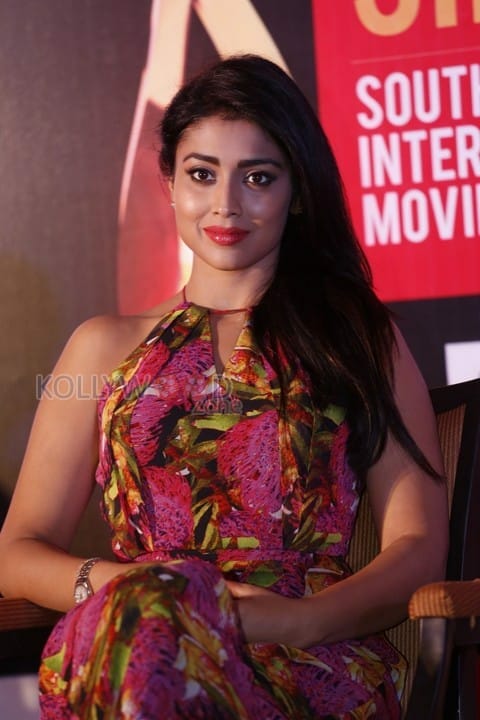 Actress Shriya Saran Latest Pictures