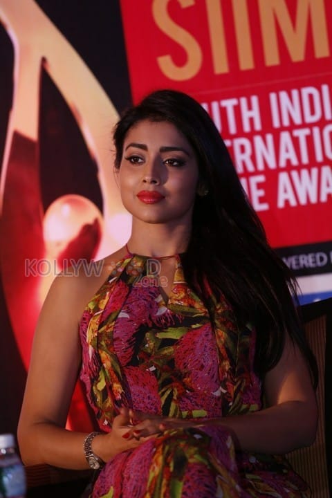 Actress Shriya Saran Latest Pictures