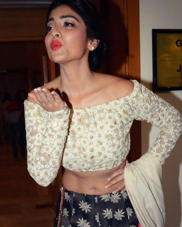 Actress Shriya Saran Rampwalk Pictures