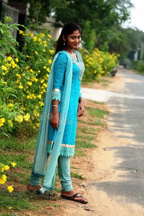 Actress Shruthi Reddy Photoshoot Pictures