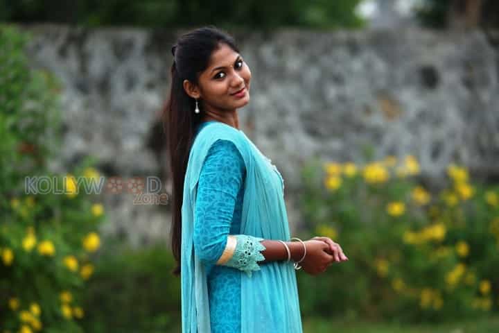 Actress Shruthi Reddy Photoshoot Pictures