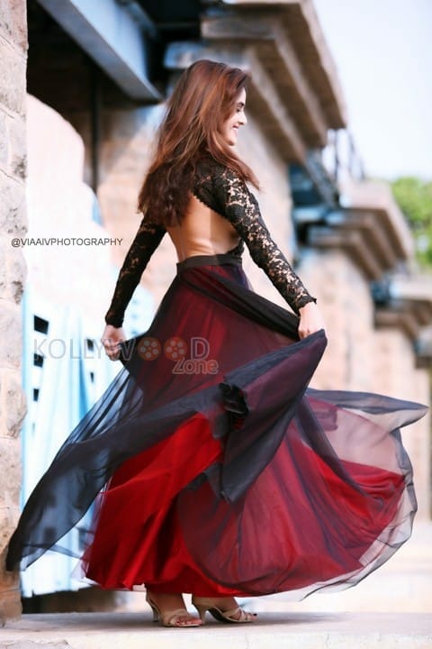 Actress Sony Charishta New Photoshoot Stills