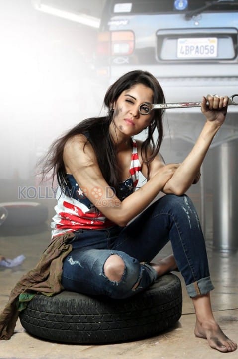 Actress Surabhi Sexy Photos