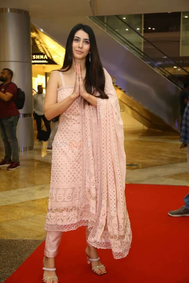 Actress Warina Hussain at GodFather Success Celebration Event Photos 12