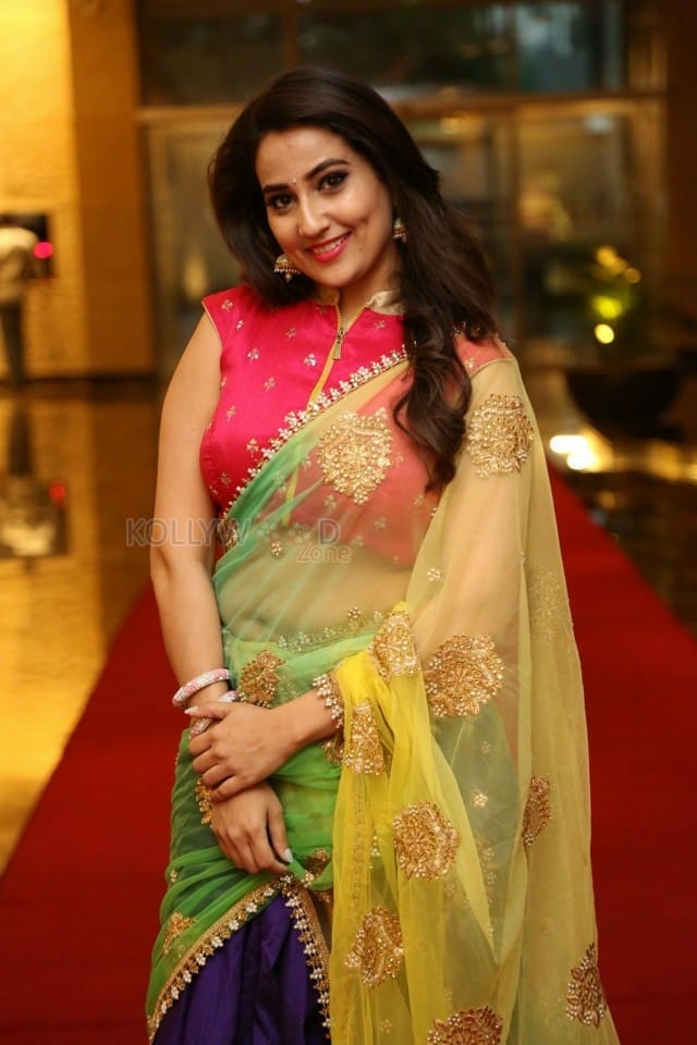 Anchor Manjusha At Ammammagarillu Pre Release Photos