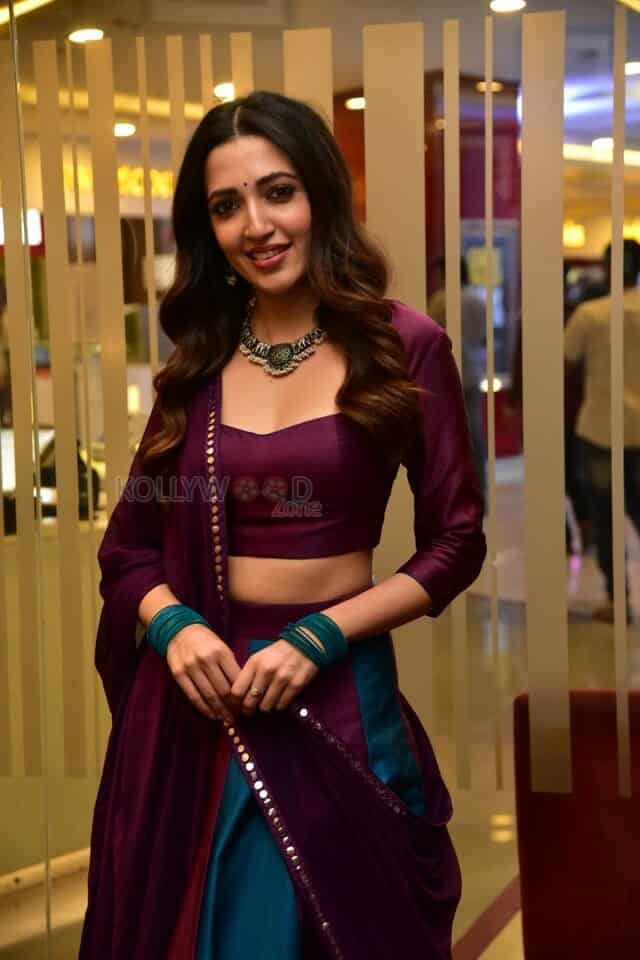 Beautiful Neha Shetty at Bedurulanka Movie Teaser Launch Pictures 01
