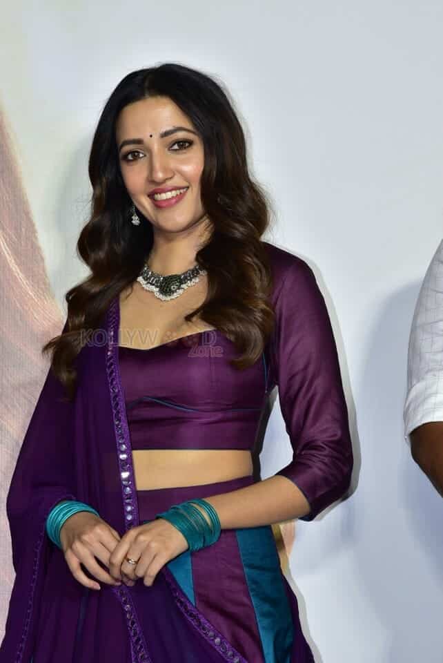 Beautiful Neha Shetty at Bedurulanka Movie Teaser Launch Pictures 37