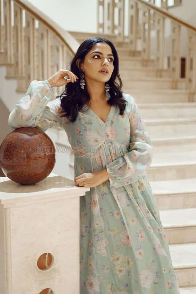 Beautiful Nikhila Vimal in a Sage Green Dress Pictures 01
