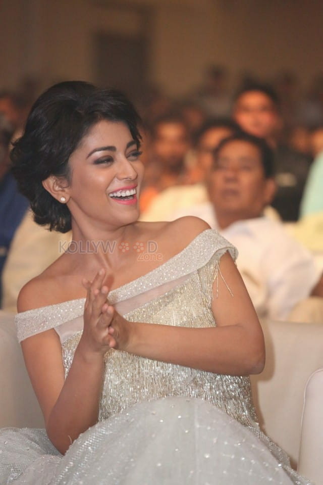 Beautiful Tamil Actress Shriya Saran Pictures