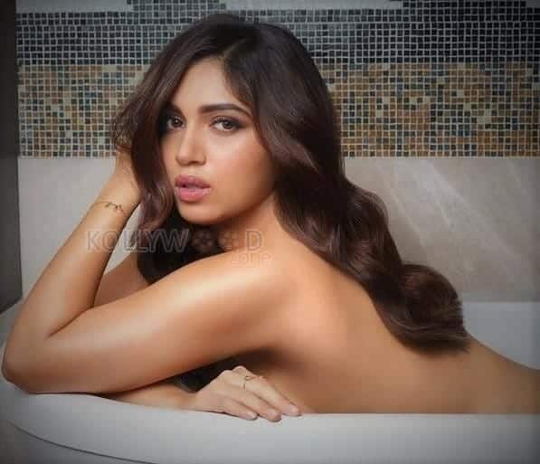 Bhumi Pednekar Topless in Tub 01