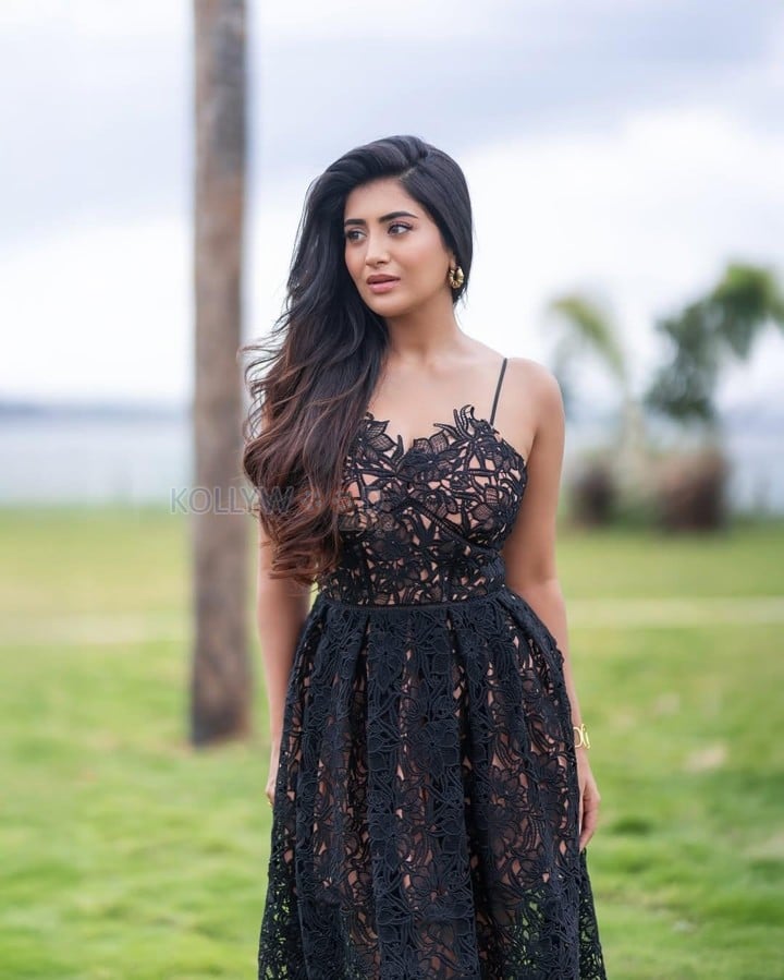 Bold Rashi Singh in a Black Lace Midi Dress with Spaghetti Straps Photos 04