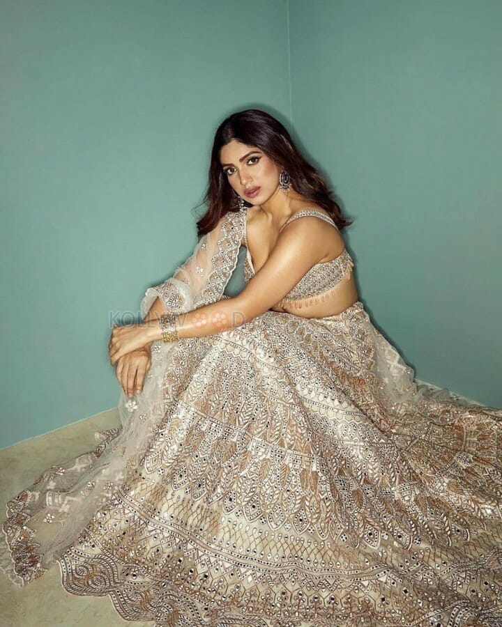 Bollywood Actress Bhumi Pednekar New Photoshoot Stills 02