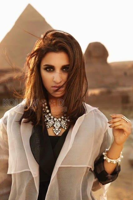 Bollywood Actress Parineeti Chopra Pictures