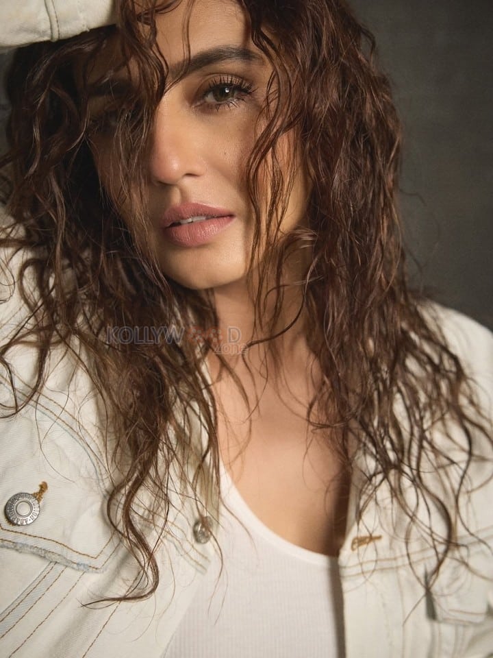 Casual Beauty Huma Qureshi in a White Tank Top and Oversized Denim Jacket Pictures 02