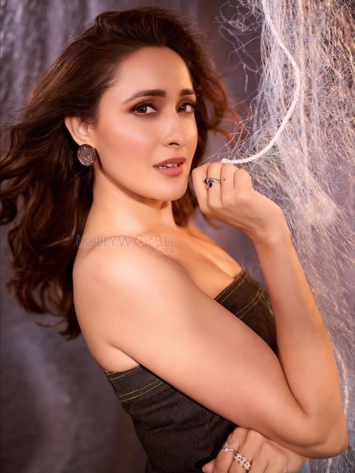 Chic Beauty Pragya Jaiswal in a Strapless Denim Gown with Thigh Slit Photos 03