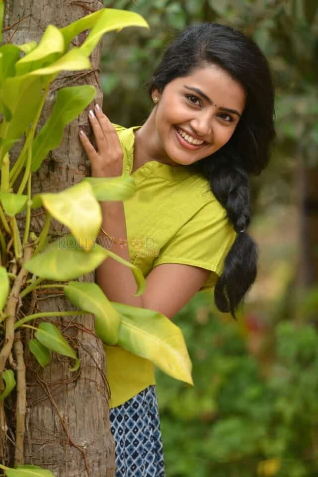 Cute and Bubbly Anupama Parameswaran Photoshoot Stills 08