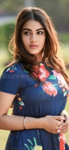 Elegant Kavya Thapar Pictures 02 (249133) | Kollywood Zone