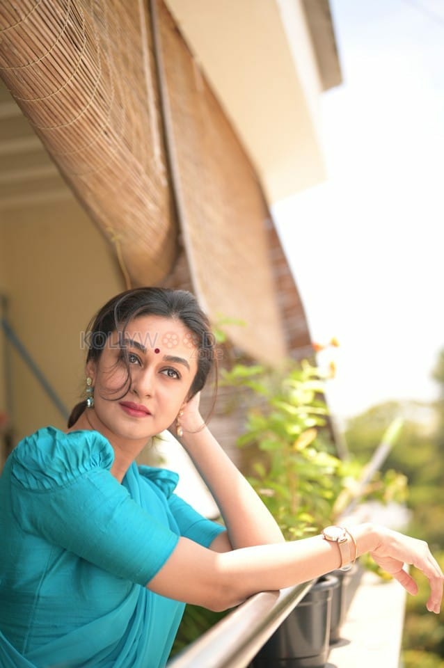 Gorgeous Beauty Aishwarya Arjun Photoshoot Stills