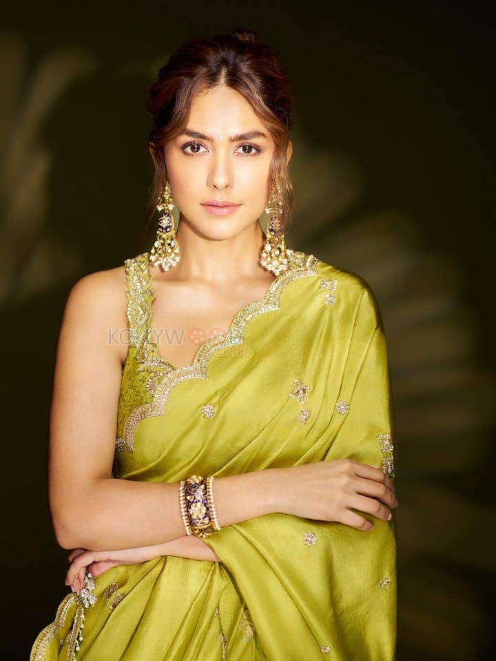 Mrunal Thakur