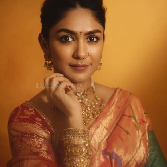 Mrunal Thakur