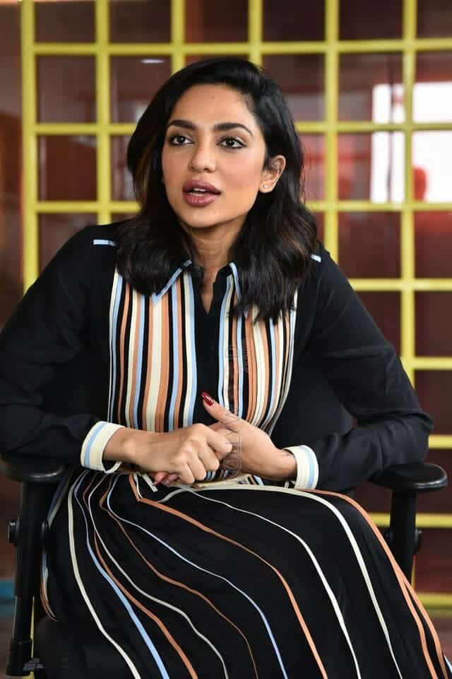 Heroine Sobhita Dhulipala at Major Movie Interview Photos 39