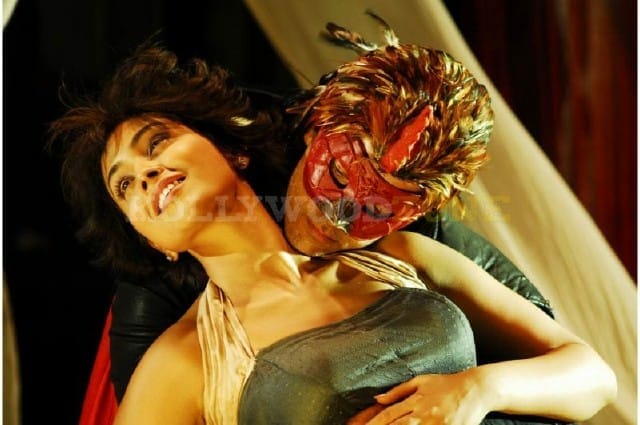 Latest Sexy Stills Of Shriya