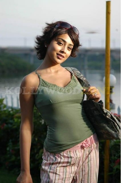 Latest Sexy Stills Of Shriya