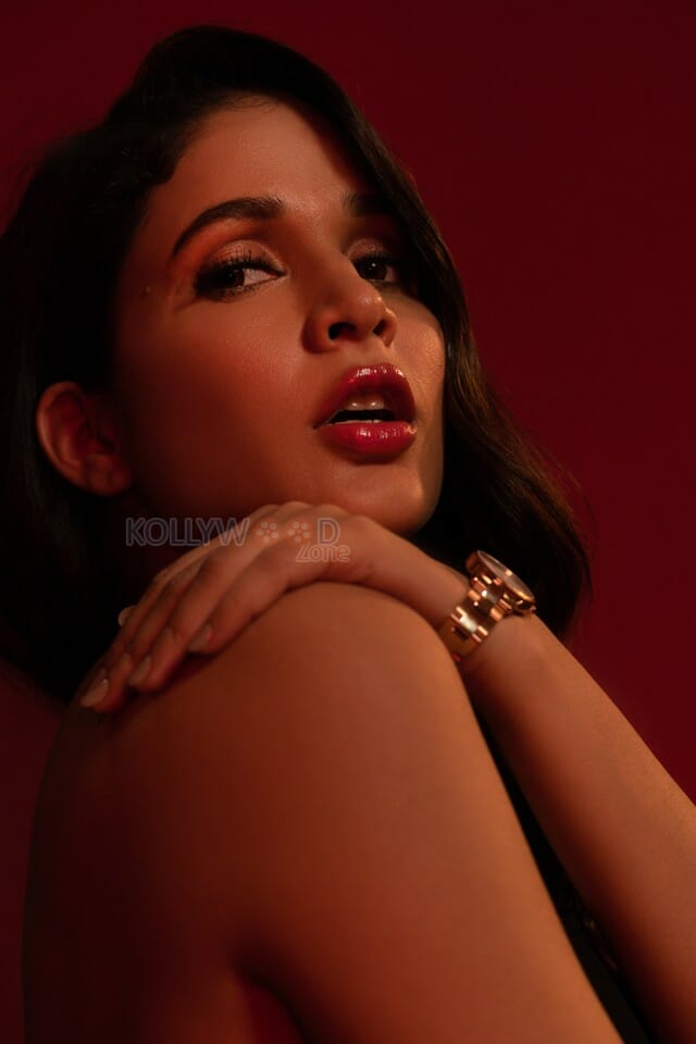 Lavanya Tripathi Sensual Pic