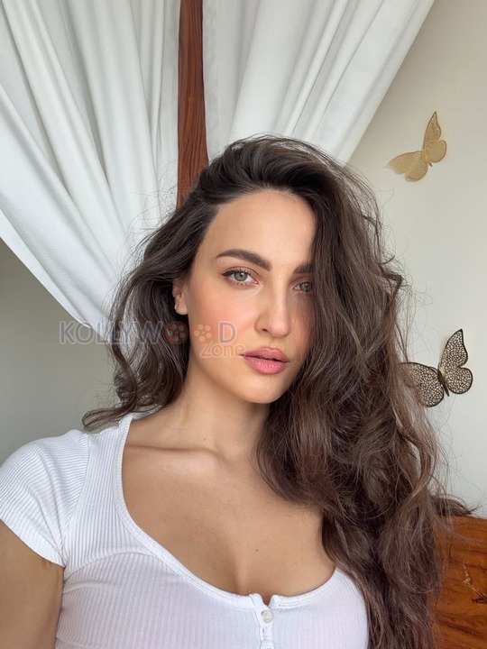 Elli AvrRam