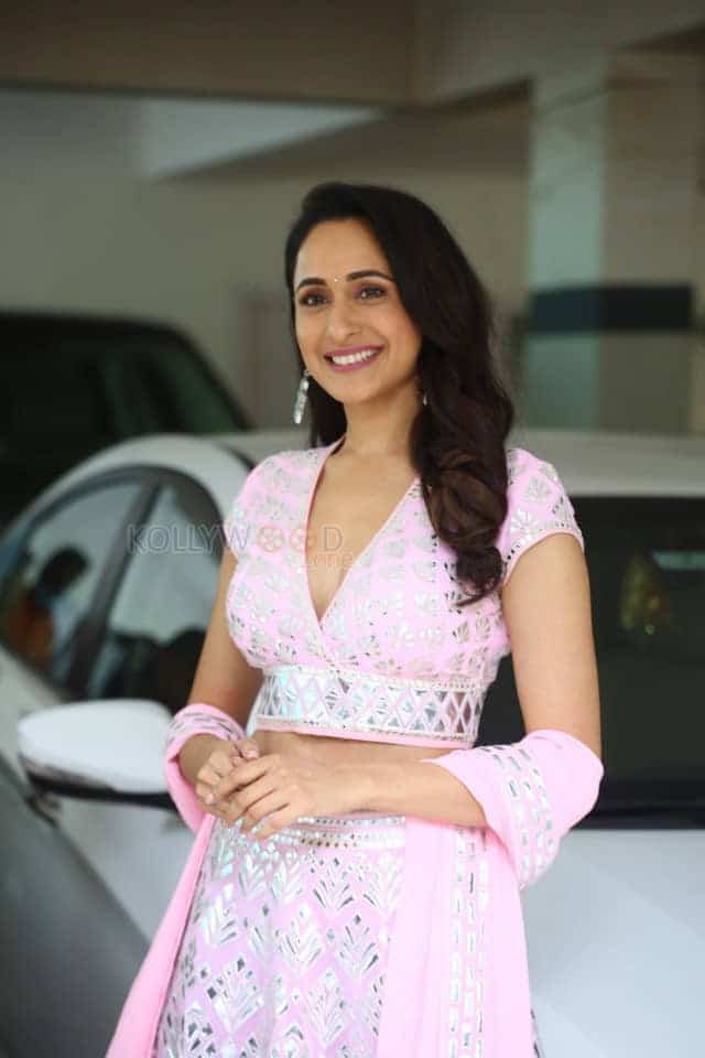 Pragya Jaiswal at Akhanda Movie Interview Stills 04