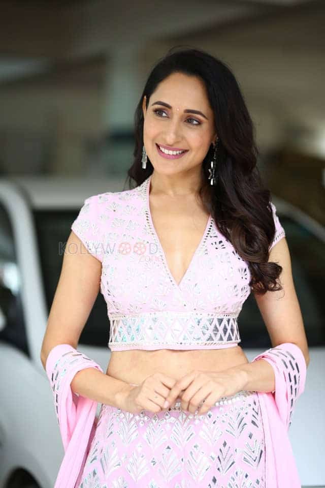 Pragya Jaiswal at Akhanda Movie Interview Stills 10