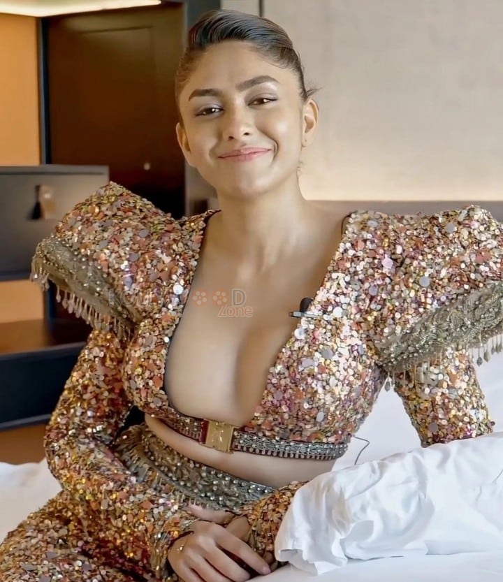Ravishing Beauty Mrunal Thakur in a Sexy Beaded Dress Pictures 02