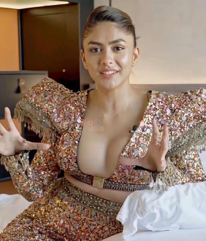 Ravishing Beauty Mrunal Thakur in a Sexy Beaded Dress Pictures 03