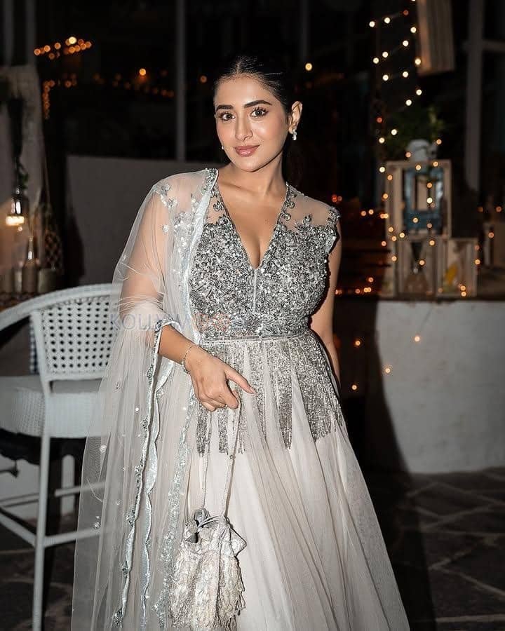 Sexy Rashi Singh in a Silver Embellished V Neck Lehenga Photos 01