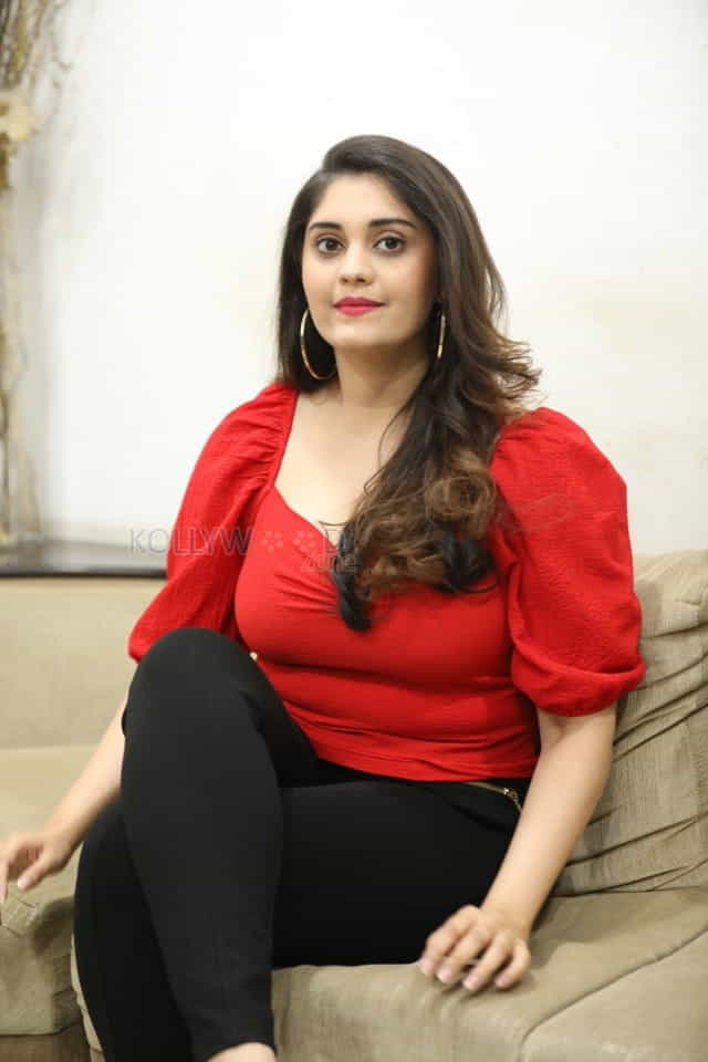 Surbhi at Sashi Movie Interview Photos