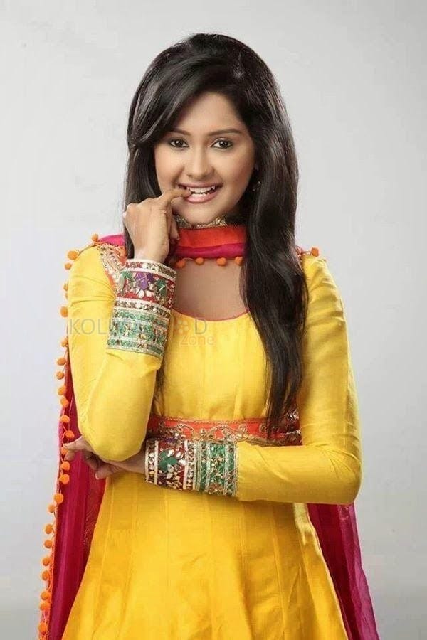 TV Actress Kanchi Singh Photos