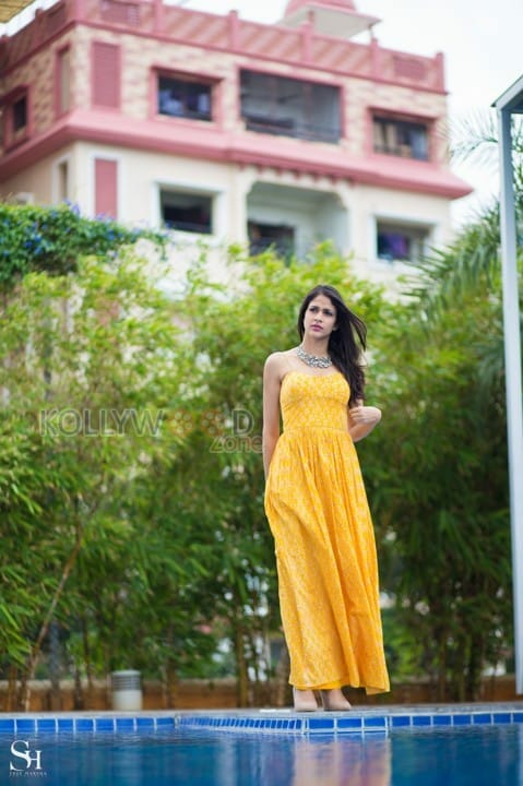 Telugu Actress Lavanya Tripathi New Photos