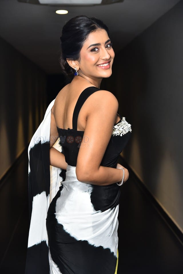 Telugu Actress Rashi Singh at 3 Roses Season 2 Press Meet Photos 26