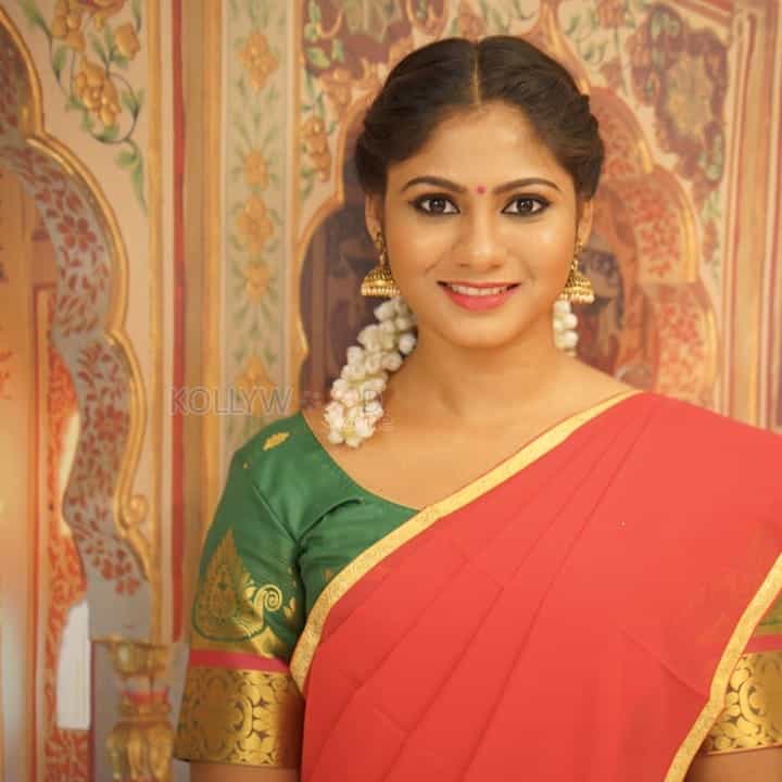 Telugu Actress Shruti Reddy Photoshoot Pictures